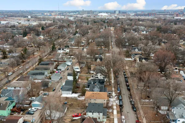 $449,000 | 1094 25th Avenue Southeast, Minneapolis, MN 55414