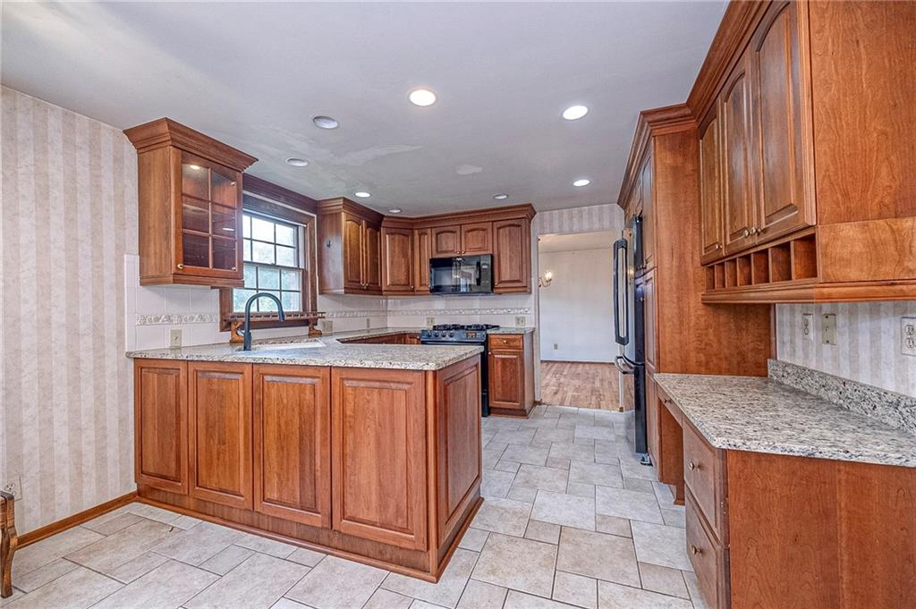 103 Berkeley Road Pittsburgh, PA 15237 - Photo 12 of 29 Gallery Image 12