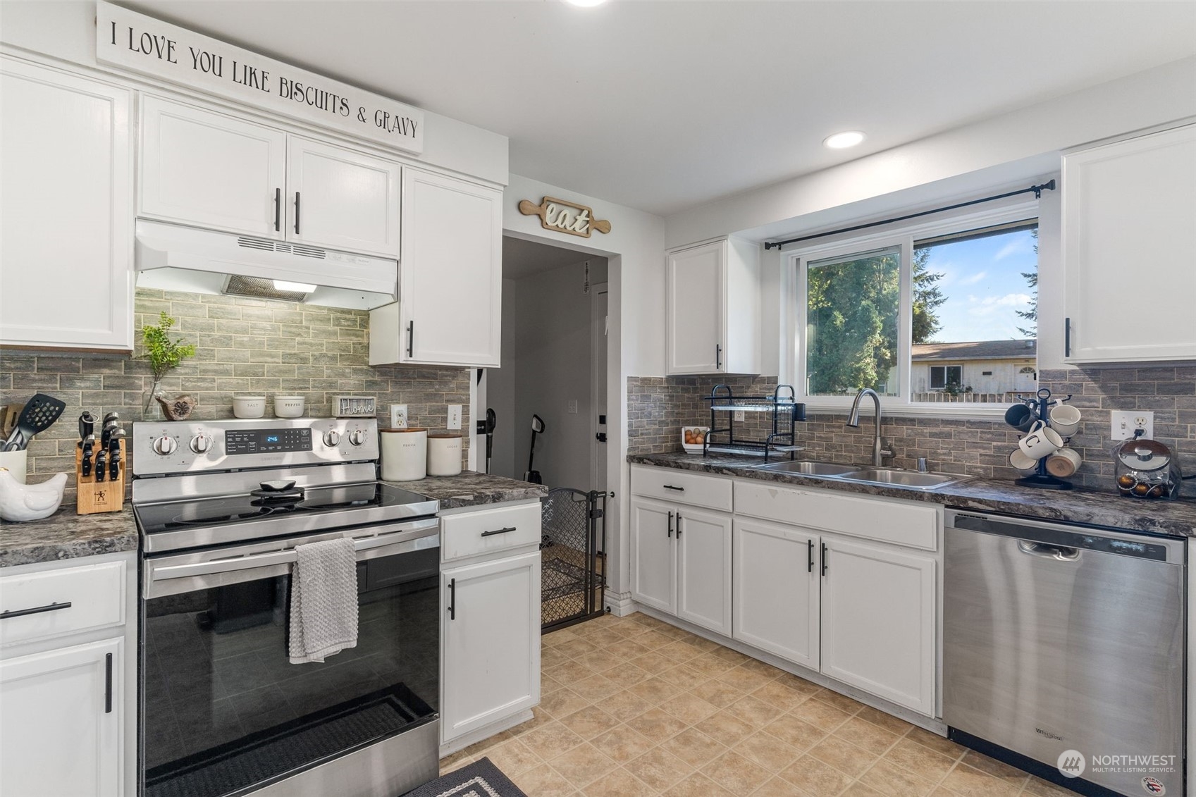 17930 Littlerock Road Southwest Rochester, WA 98579 - Photo 19 of 34 Gallery Image 19