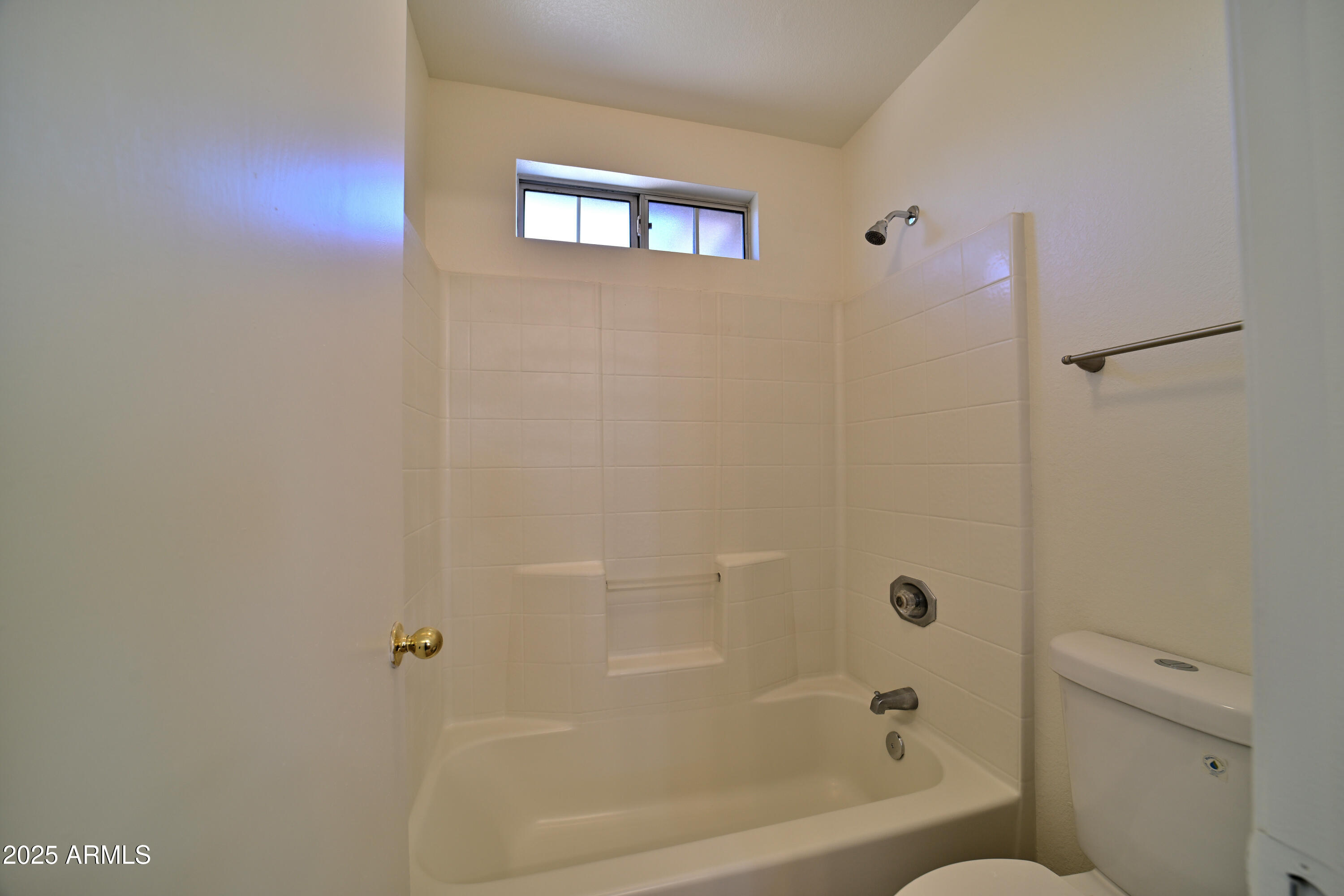 21914 North 74th Lane Glendale, AZ 85310 - Photo 19 of 26 upstairs bath and shower_1