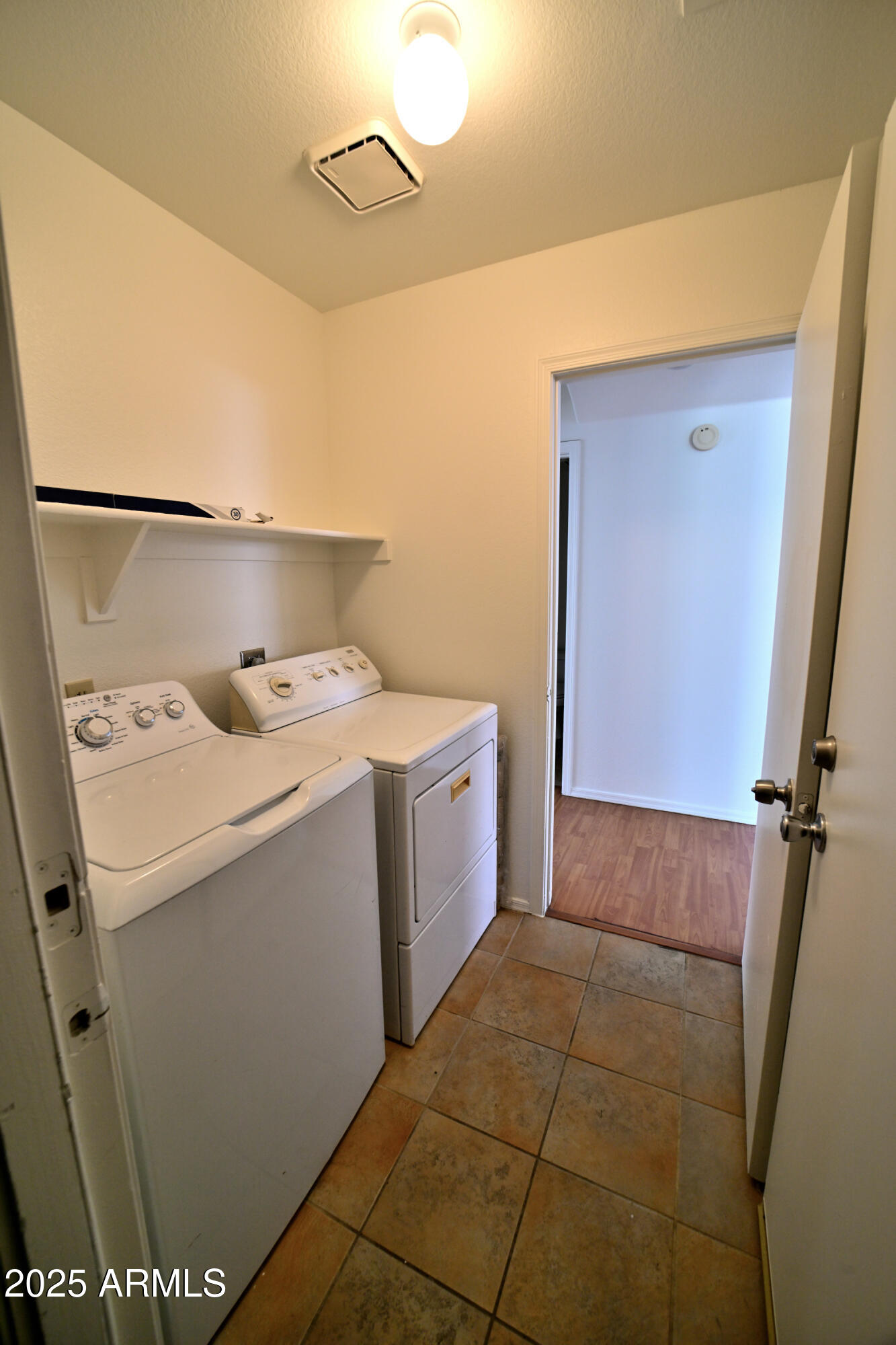 21914 North 74th Lane Glendale, AZ 85310 - Photo 23 of 26 laundry_1_01