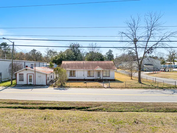 $300,000 | 309 Heatley Street, Moncks Corner, SC 29461