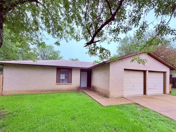 $2,100 | 10904 Meadgreen Court, Austin, TX 78758
