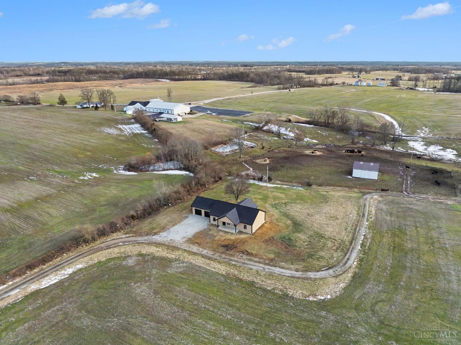 10660 Eyler Road Winchester, OH 45697 - Photo 2 of 29