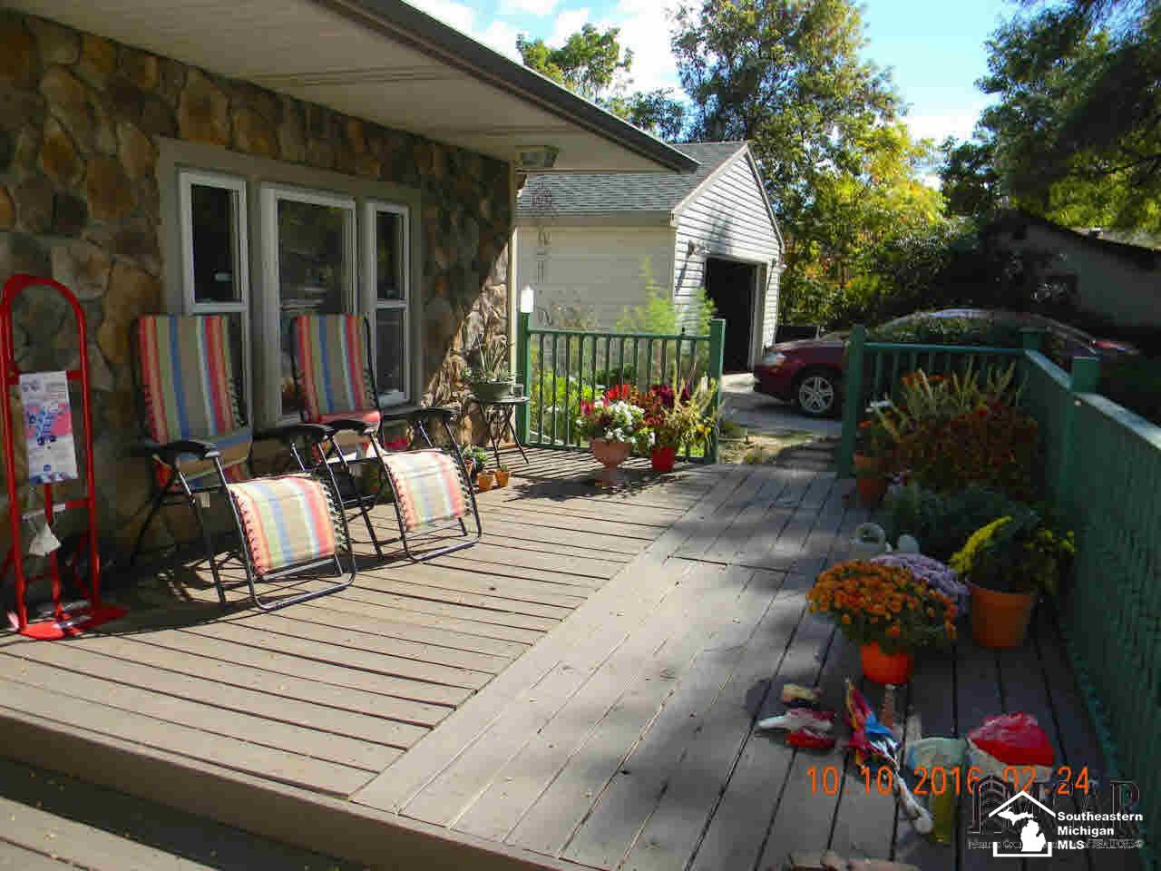 21185 Waltz Road New Boston, MI 48164 - Photo 26 of 33