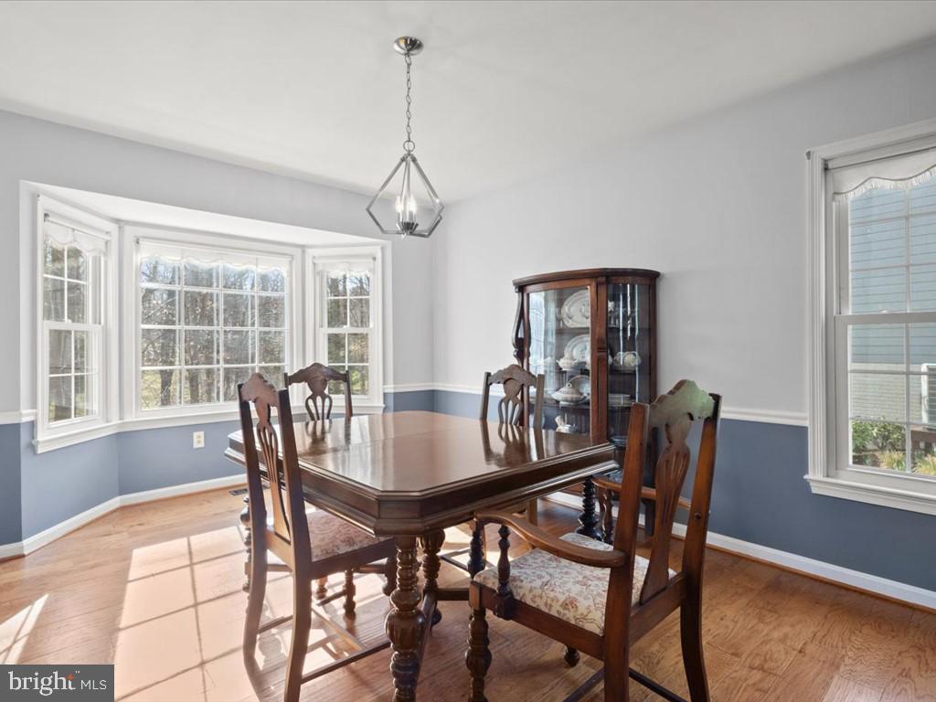 7701 Huntsman Boulevard Springfield, VA 22153 - Photo 14 of 50 Dining Room