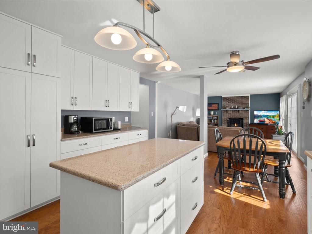 7701 Huntsman Boulevard Springfield, VA 22153 - Photo 18 of 50 Kitchen
