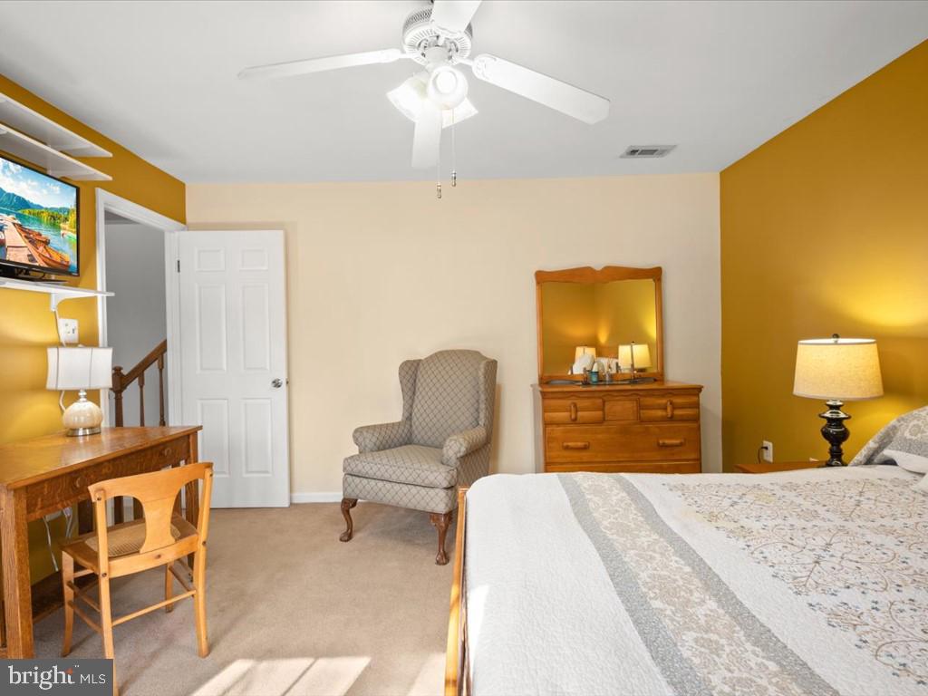 7701 Huntsman Boulevard Springfield, VA 22153 - Photo 32 of 50 Bedroom 2