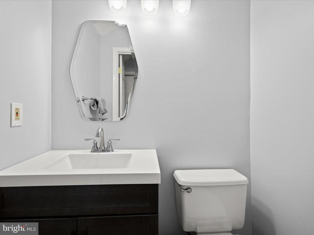 7701 Huntsman Boulevard Springfield, VA 22153 - Photo 7 of 50 Powder Room