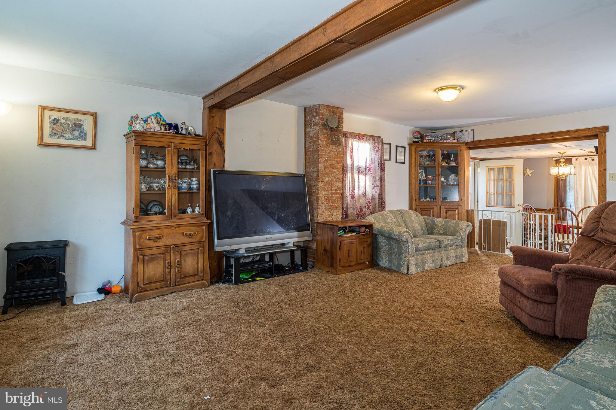 1587 Slate Hill Road Peach Bottom, PA 17563 - Photo 11 of 21 Large family room