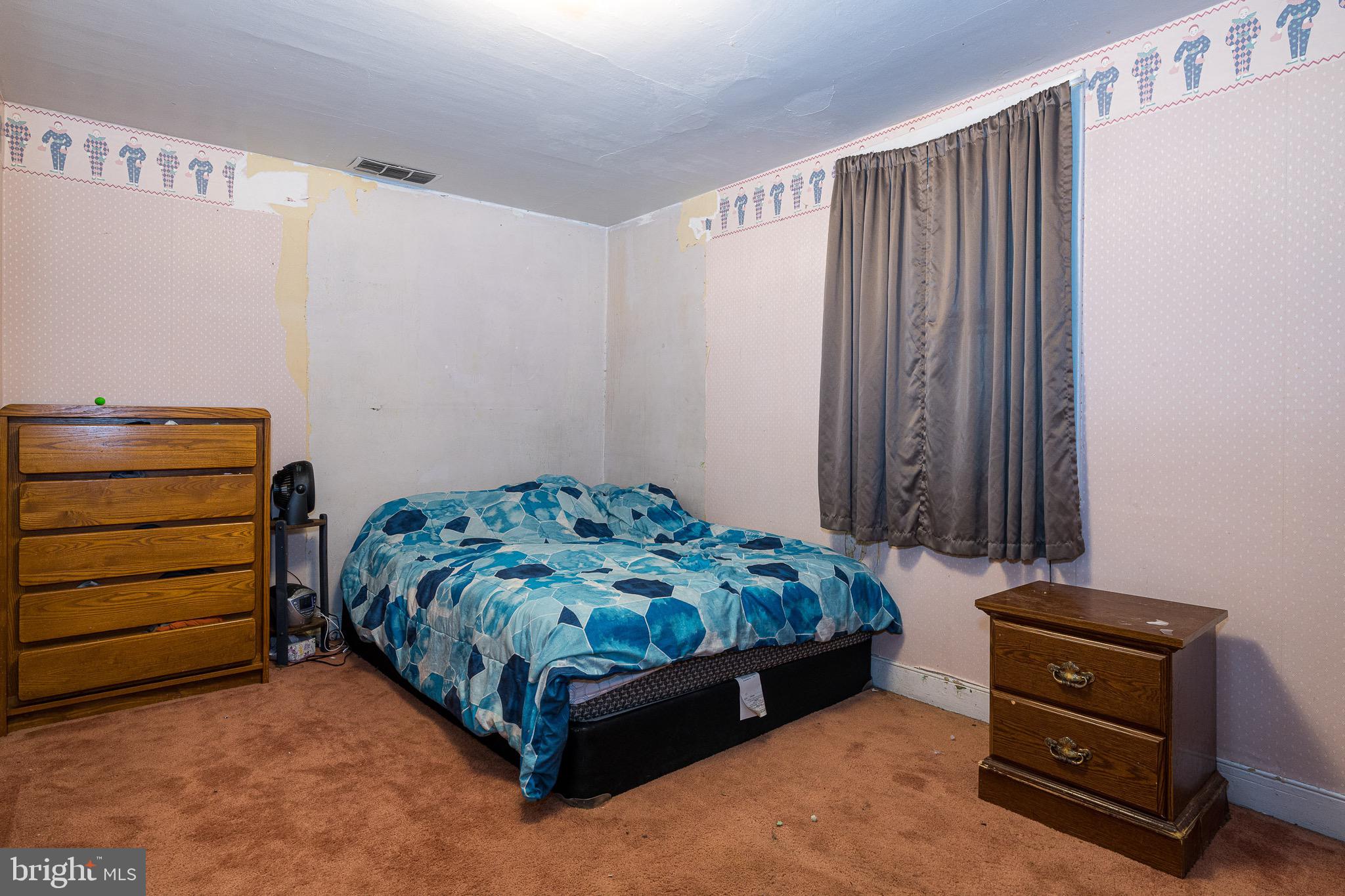 1587 Slate Hill Road Peach Bottom, PA 17563 - Photo 12 of 21 First floor bedroom