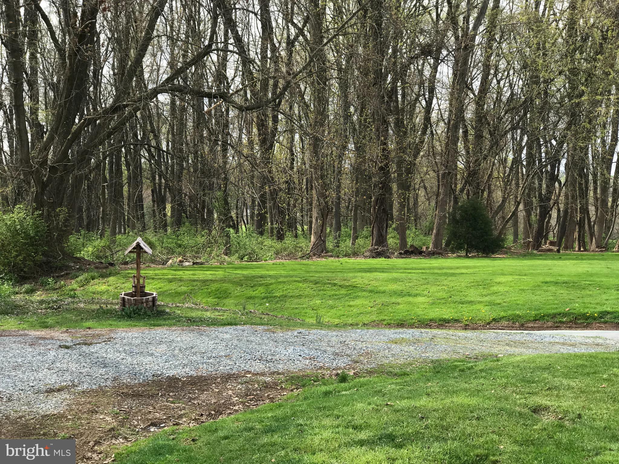 1587 Slate Hill Road Peach Bottom, PA 17563 - Photo 19 of 21 Driveway/Off street parking