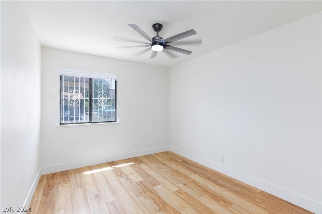 5701 Smoke Ranch Road, Unit C Las Vegas, NV 89108 - Photo 15 of 22