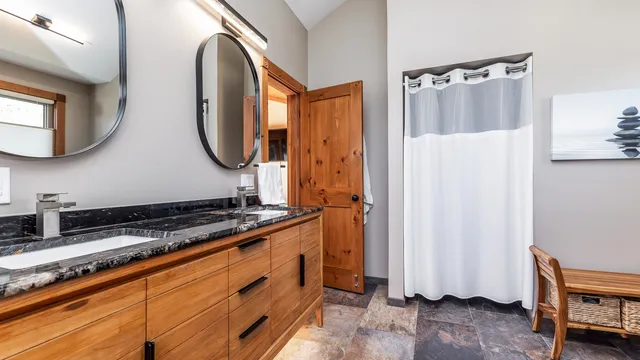 $569,000 | 16 Timberline Drive, Galena, IL 61036