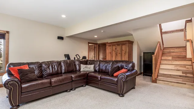 $569,000 | 16 Timberline Drive, Galena, IL 61036