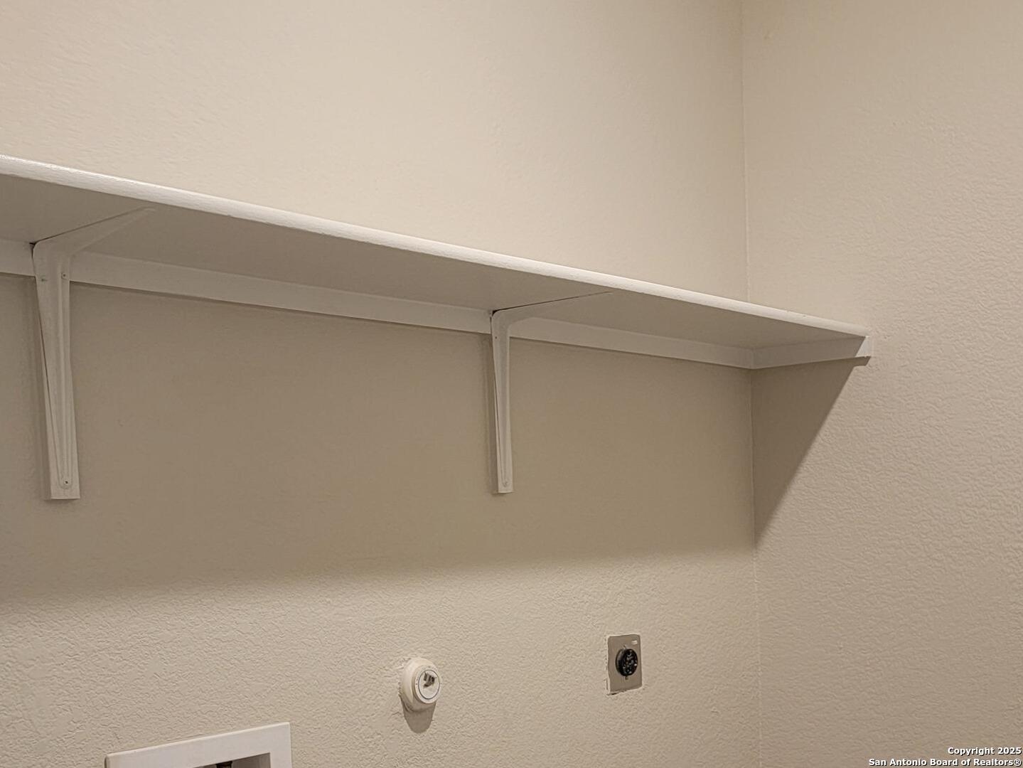 609 Steele Shallows Cibolo, TX 78108 - Photo 28 of 37 a close up of a shower