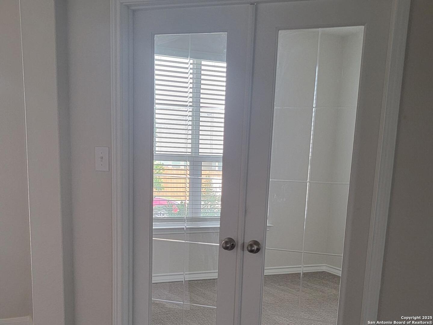 609 Steele Shallows Cibolo, TX 78108 - Photo 35 of 37 a bathroom with a window
