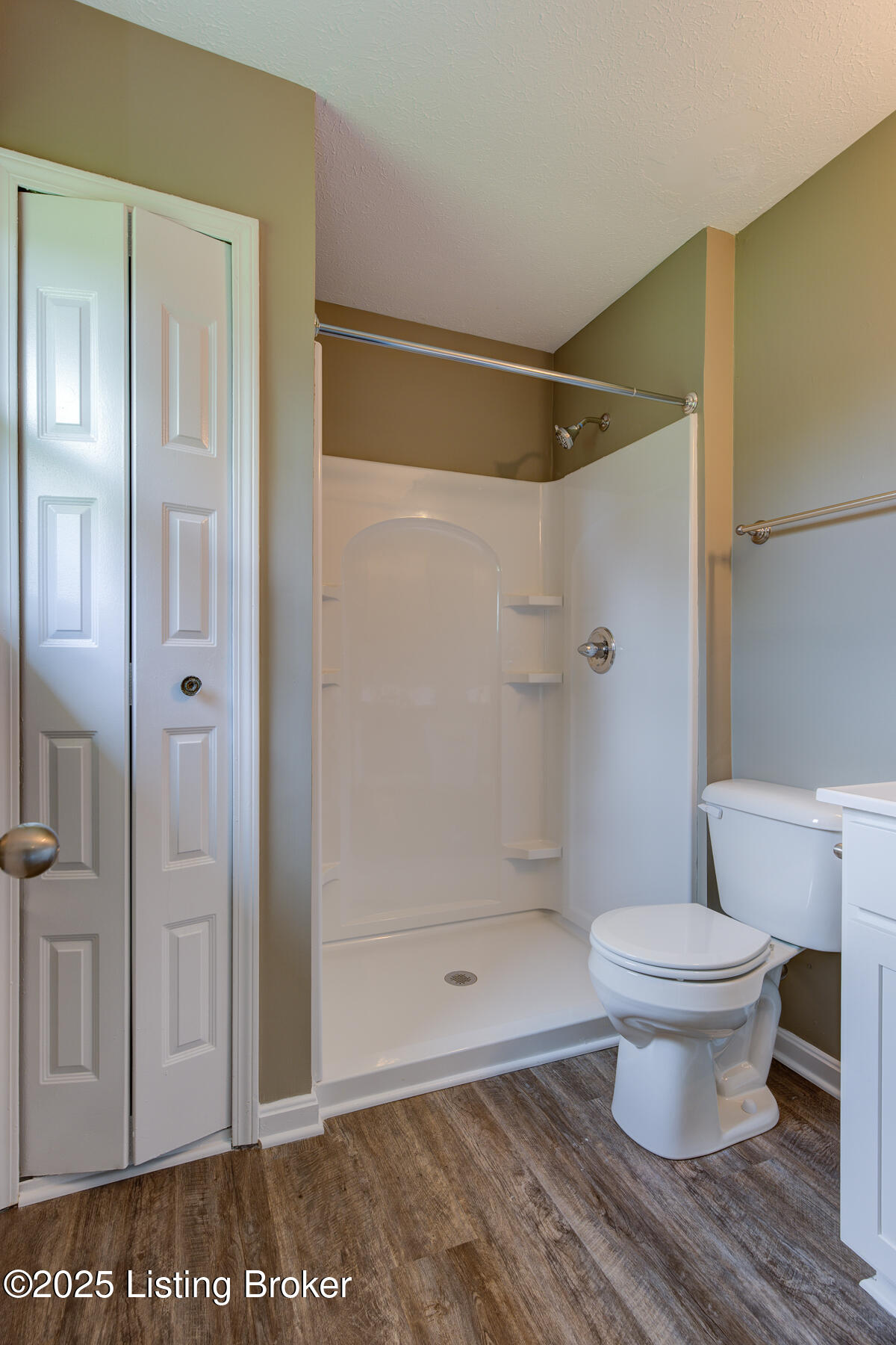 10906 St Rene Road Louisville, KY 40299 - Photo 14 of 41 GSP-10906 Saint Rene Rd-13