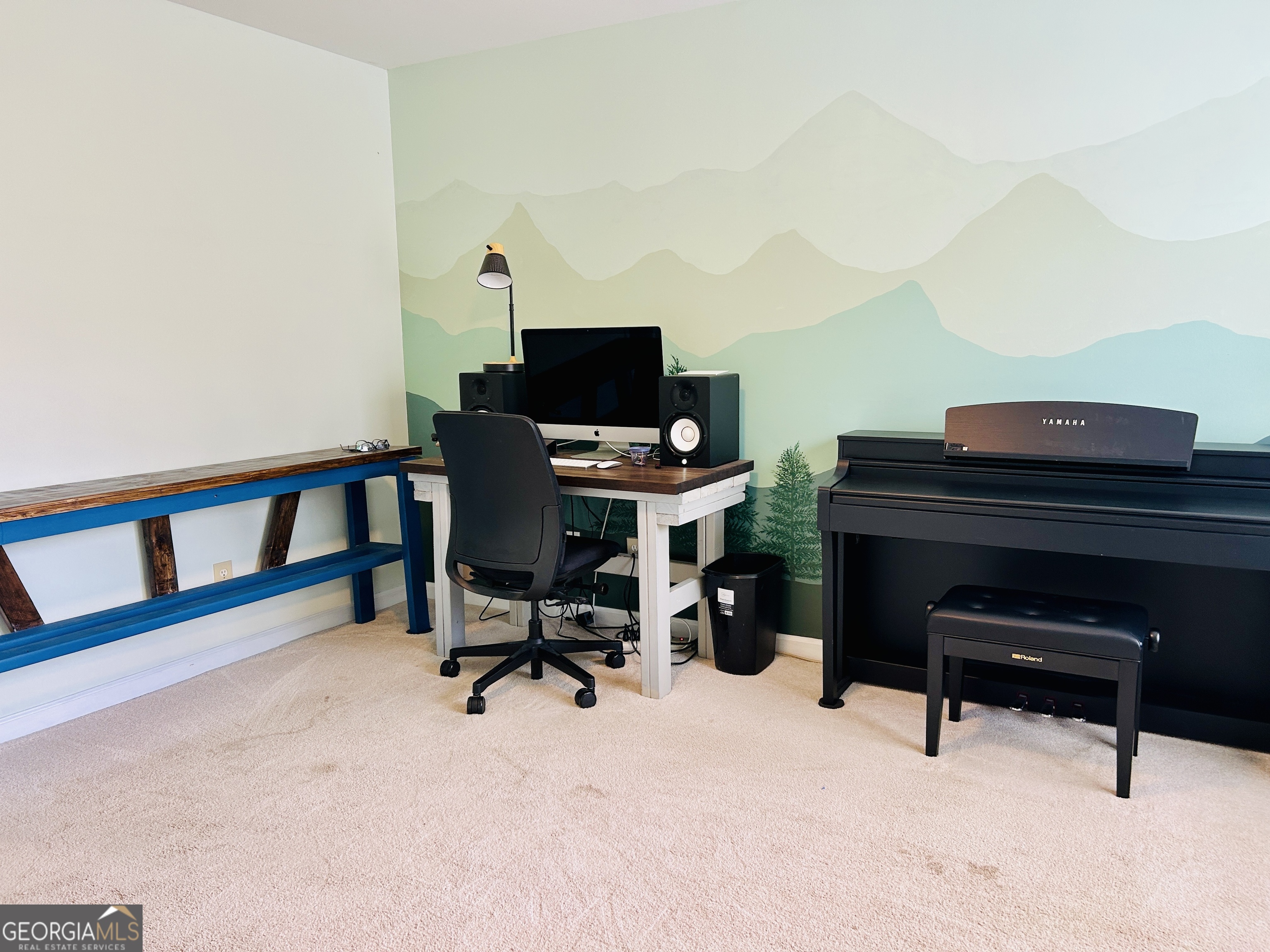 129 Rockwind Way Demorest, GA 30535 - Photo 30 of 45 a view of a workspace with furniture