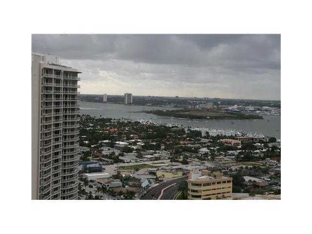 3000 North Ocean Drive, Unit 31H Riviera Beach, FL 33404 - Photo 1 of 8 Primary Photo