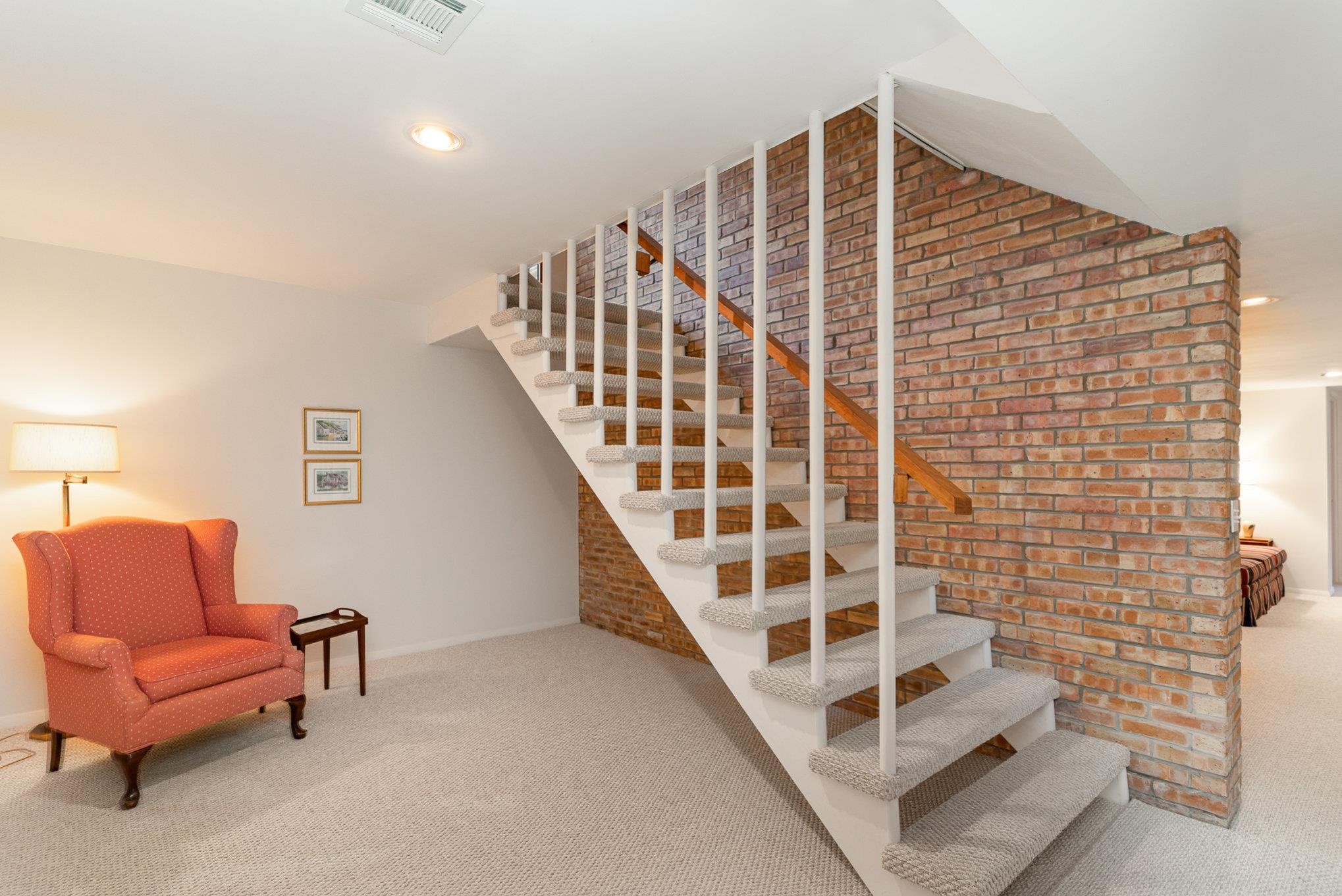 527 Hillcrest Road Midland, MI 48640 - Photo 34 of 44 Gallery Image 34