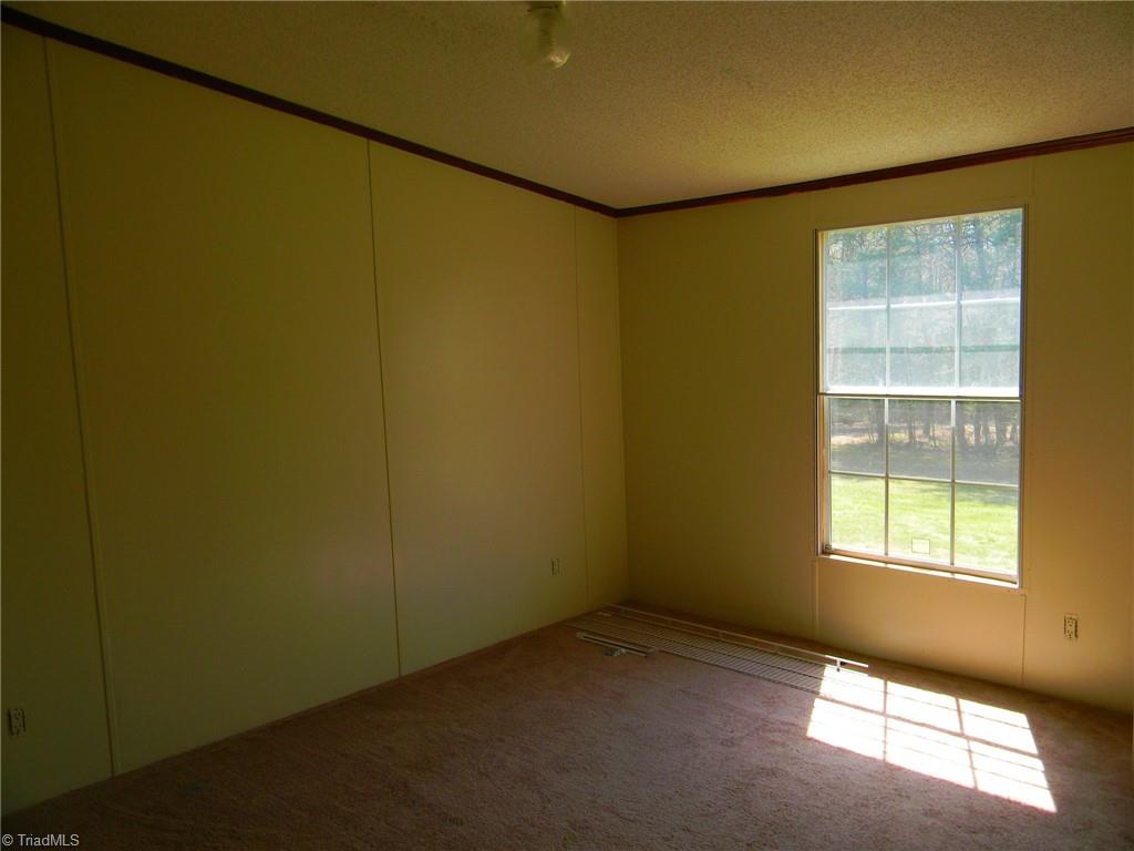 1021 Comer Road Stoneville, NC 27048 - Photo 10 of 15 Gallery Image 10