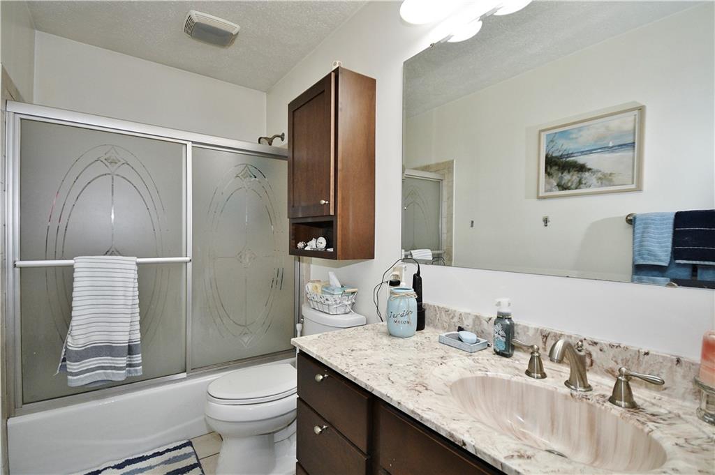 9 Independence Road Avella, PA 15312 - Photo 15 of 23 Update Full main bathroom