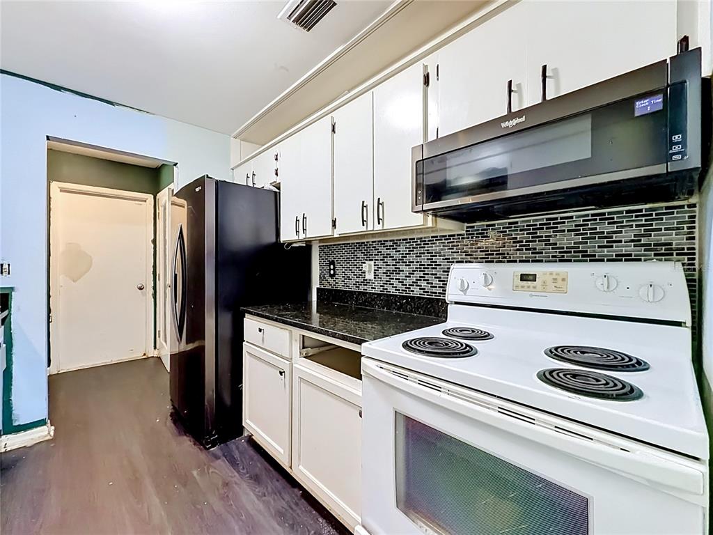 14479 Southwest 43rd Court Road Ocala, FL 34473 - Photo 8 of 31 Gallery Image 8