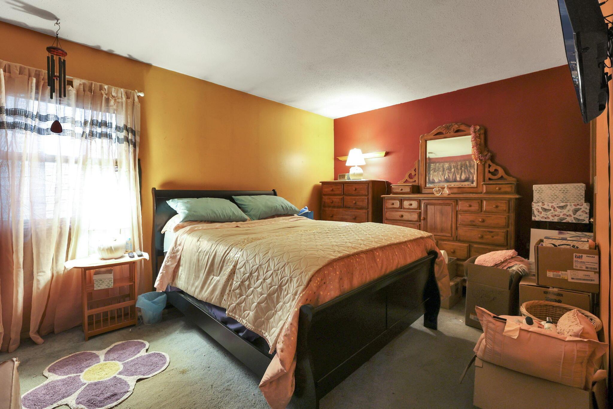 4969 Lockbourne Road Columbus, OH 43207 - Photo 23 of 32 Primary Bedroom