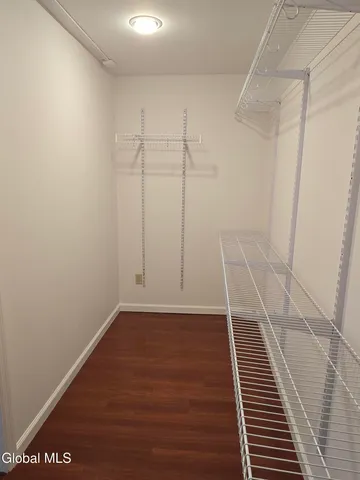 $1,990 | 7 Bedford Drive, Unit 1, Colonie, NY 12110