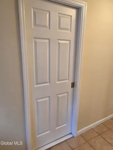 $1,990 | 7 Bedford Drive, Unit 1, Colonie, NY 12110