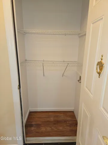 $1,990 | 7 Bedford Drive, Unit 1, Colonie, NY 12110