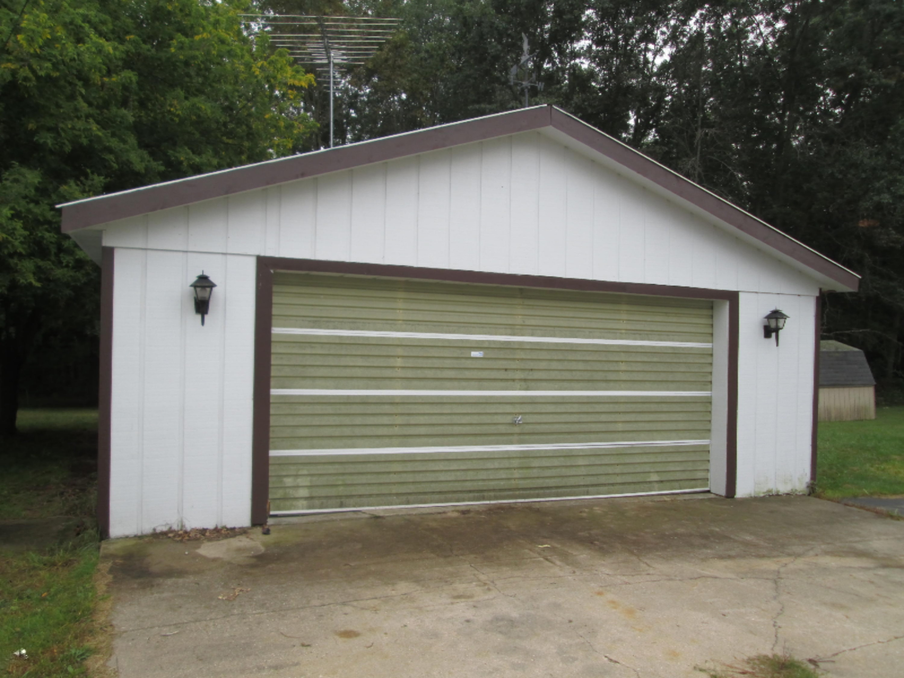 7777 Fuller Road Greenville, MI 48838 - Photo 5 of 17 IMG_0436