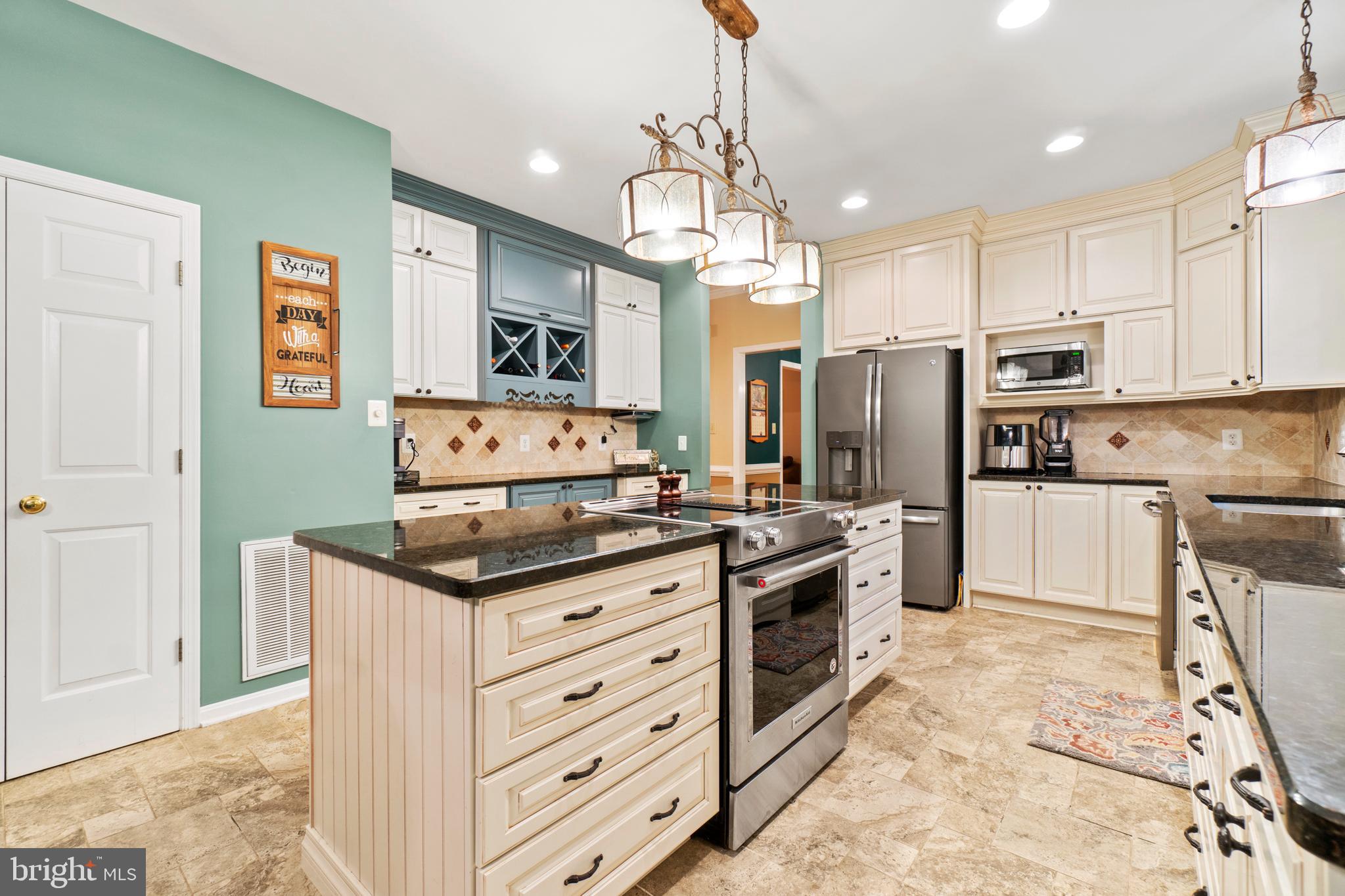 5 Winning Colors Road Stafford, VA 22556 - Photo 3 of 41 AWESOME KITCHEN