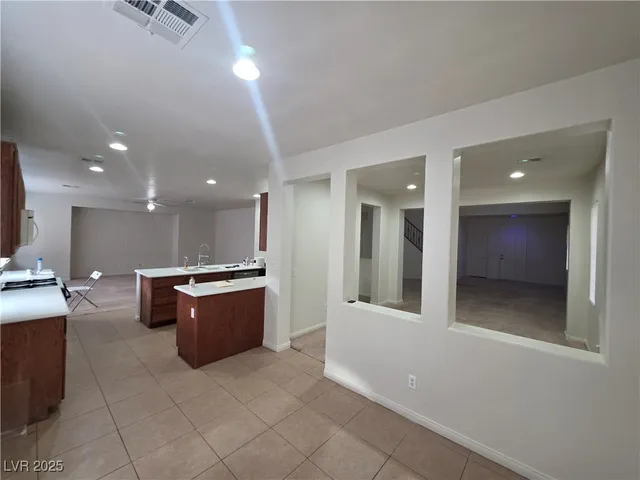 $2,100 | 3608 Tundra Swan Street, Las Vegas, NV 89122