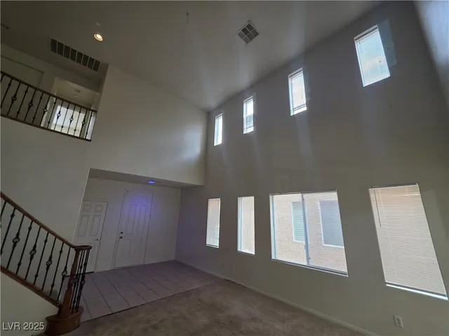 $2,100 | 3608 Tundra Swan Street, Las Vegas, NV 89122