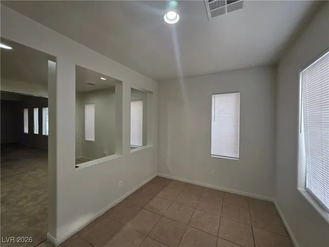 $2,050 | 3608 Tundra Swan Street, Las Vegas, NV 89122