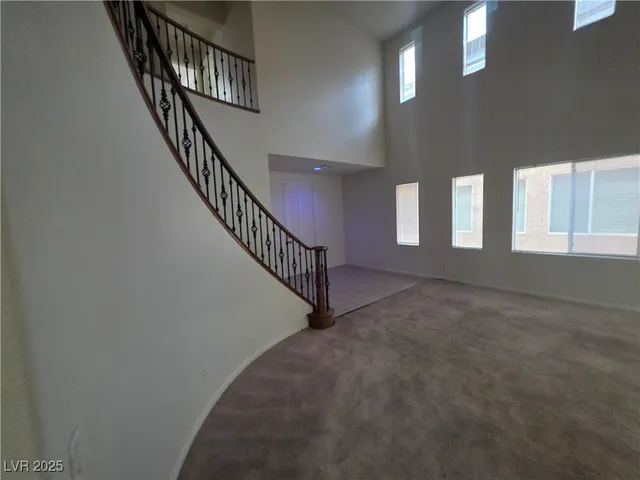 $2,100 | 3608 Tundra Swan Street, Las Vegas, NV 89122