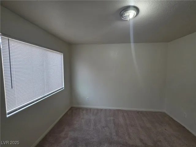 $2,100 | 3608 Tundra Swan Street, Las Vegas, NV 89122