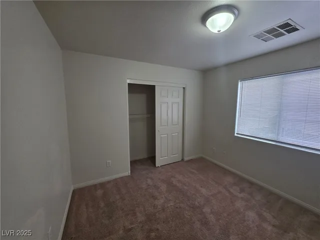 $2,100 | 3608 Tundra Swan Street, Las Vegas, NV 89122
