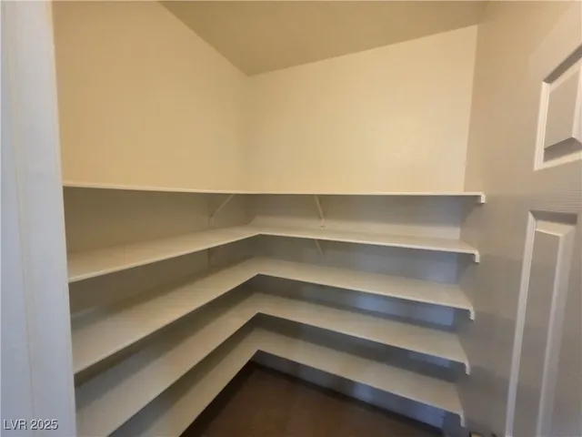 $2,100 | 3608 Tundra Swan Street, Las Vegas, NV 89122