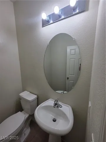 $2,100 | 3608 Tundra Swan Street, Las Vegas, NV 89122