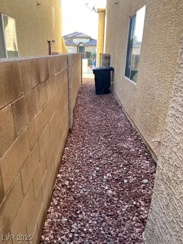 $2,100 | 3608 Tundra Swan Street, Las Vegas, NV 89122