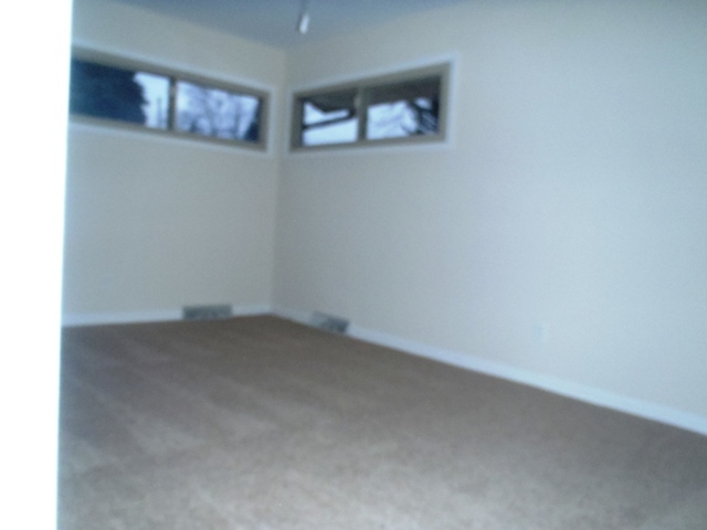 394 Olmsted Road Riverside, IL 60546 - Photo 7 of 11