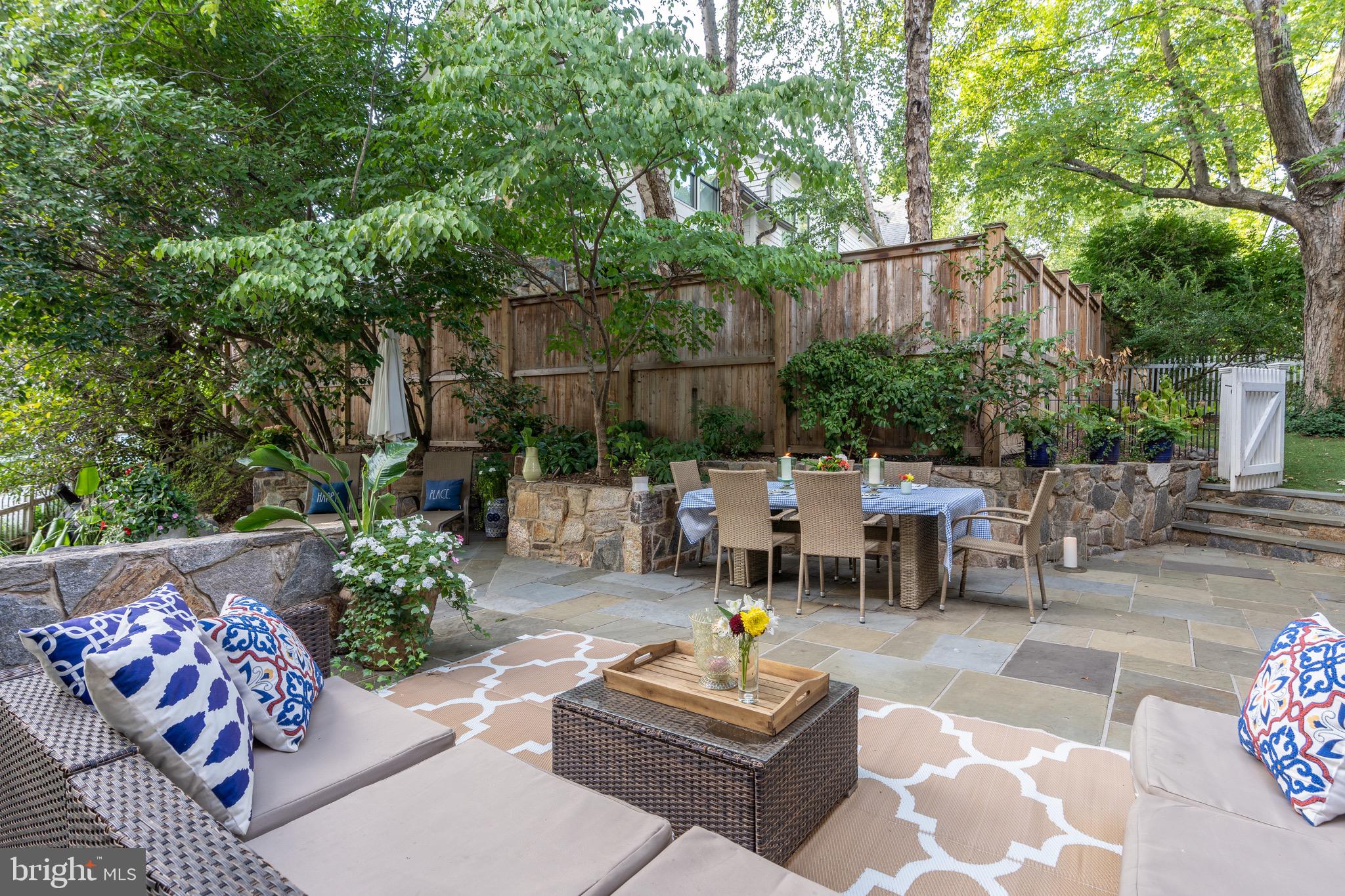 2502 Chain Bridge Road Northwest Washington, DC 20016 - Photo 41 of 49 Patio