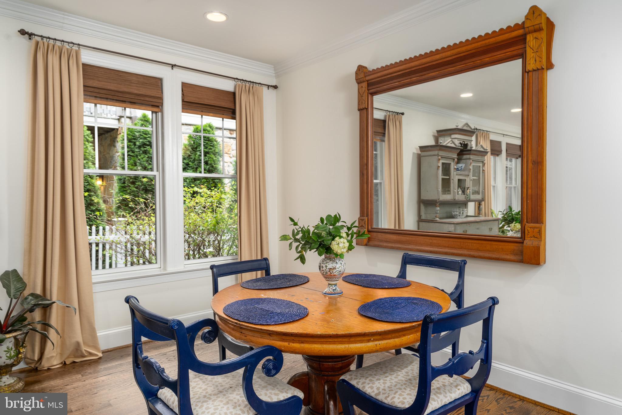 2502 Chain Bridge Road Northwest Washington, DC 20016 - Photo 9 of 49 Family Room with Breakfast Area
