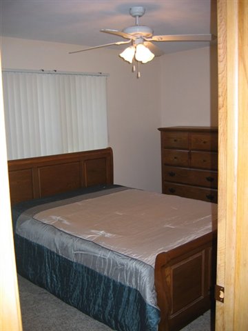 282 North Elmwood Road Farmington, IL 61531 - Photo 9 of 13 Gallery Image 9