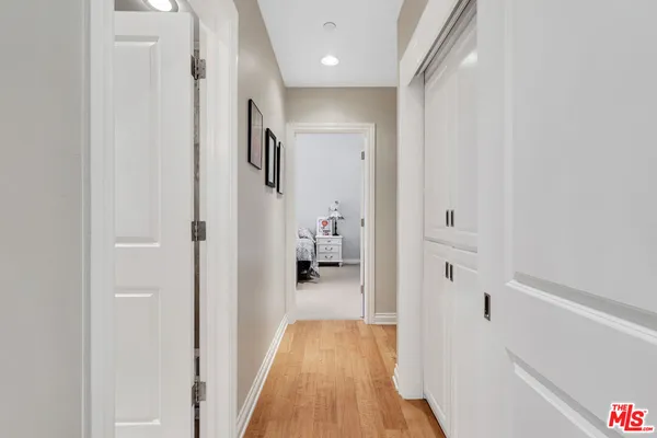 $2,025,000 | 3733 Willowcrest Avenue, Studio City, CA 91604