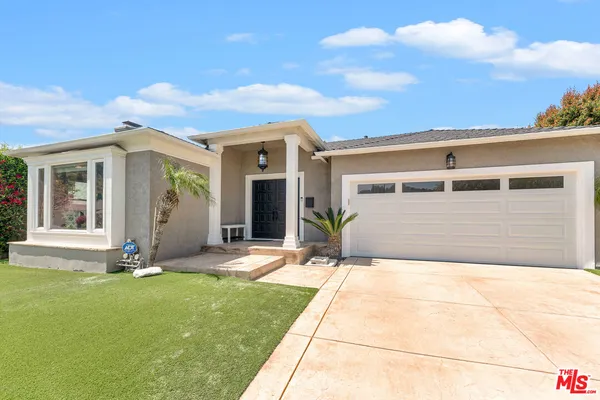$2,025,000 | 3733 Willowcrest Avenue, Studio City, CA 91604