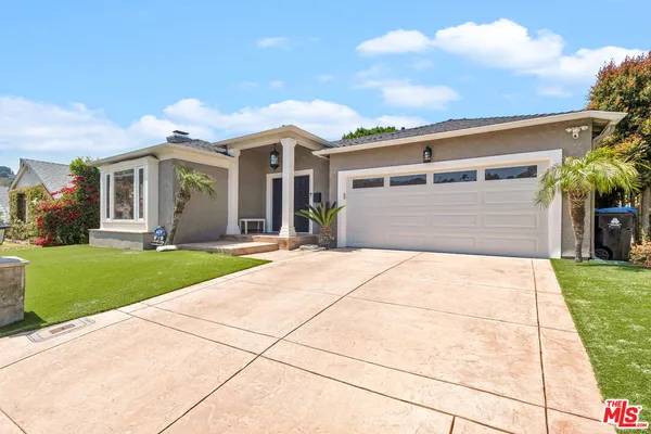 $2,025,000 | 3733 Willowcrest Avenue, Studio City, CA 91604